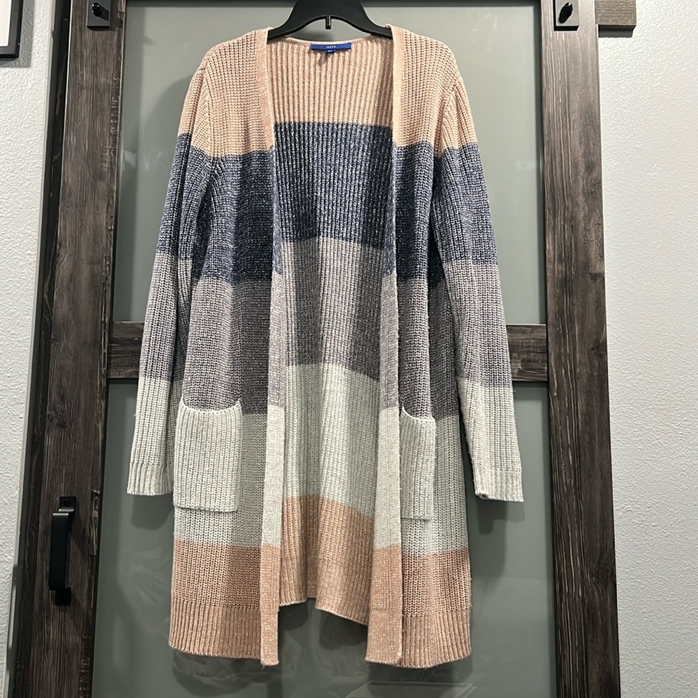 Apt 9 cardigan/duster size XXL,  40” long. peachy/pink, blue, gray & light gray.